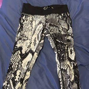 Nike leggings